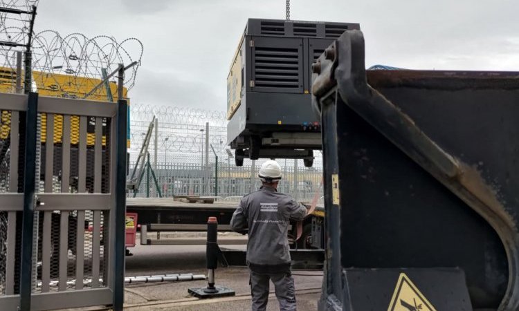 Livraison et transport de levage et manutention d'un centrale EDF à Belleville-sur-Loire 